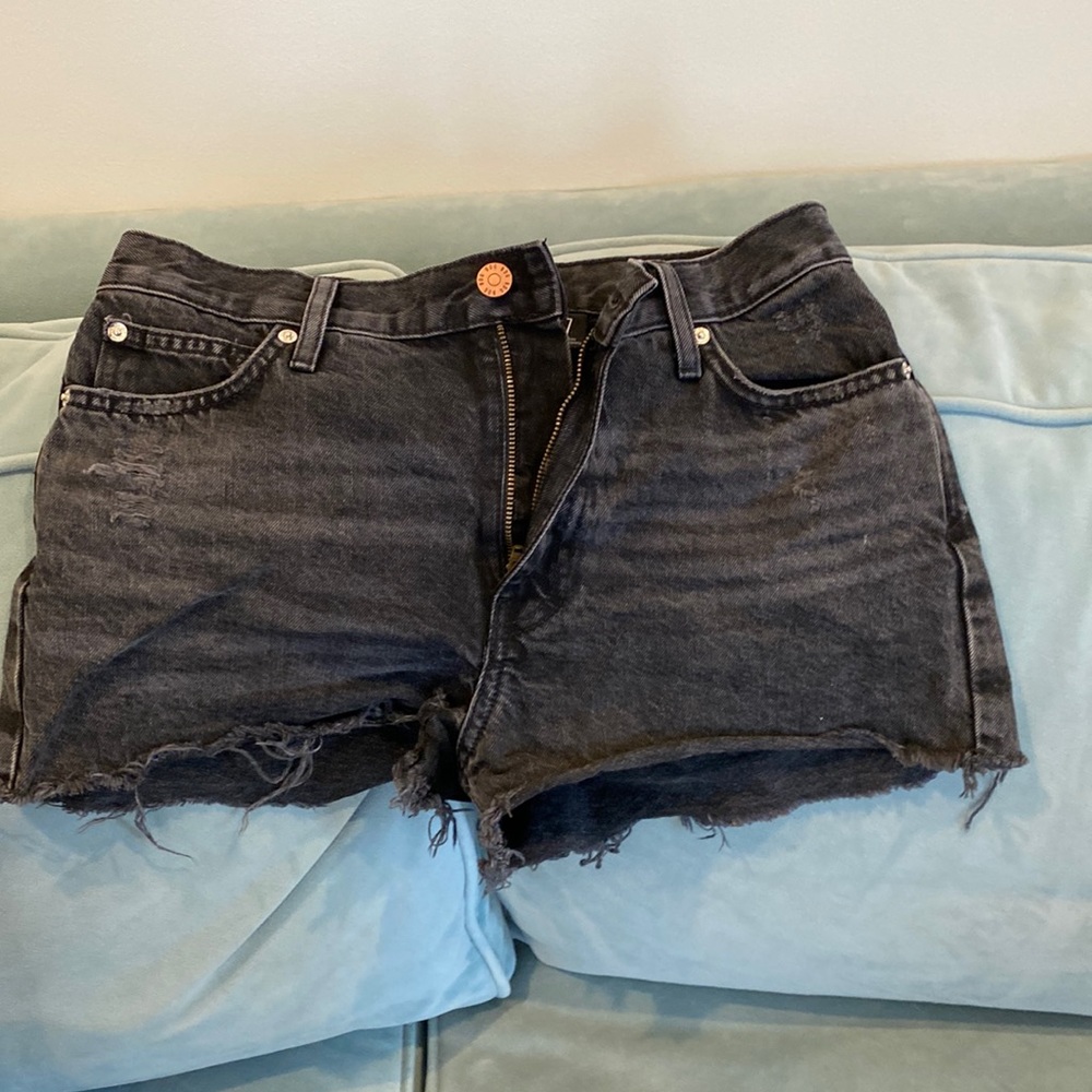 black jean shorts